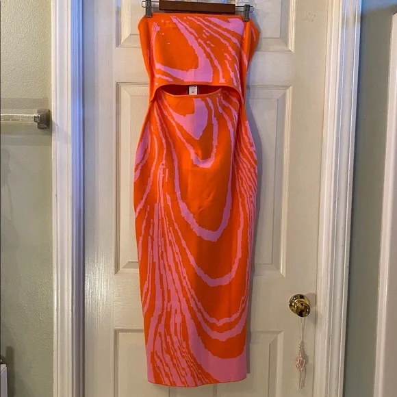 Fashion Nova Strapless New Lover Sweater MIDI Dress in Orange and Pink NWTs - Picture 3 of 11